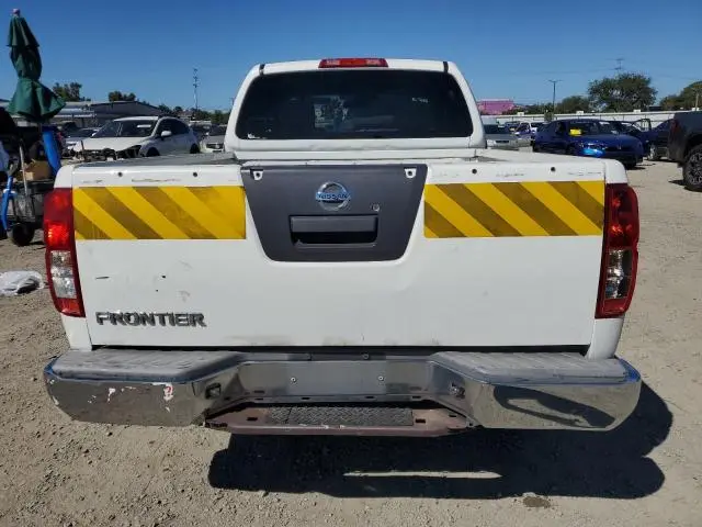 2013 NISSAN FRONTIER S  