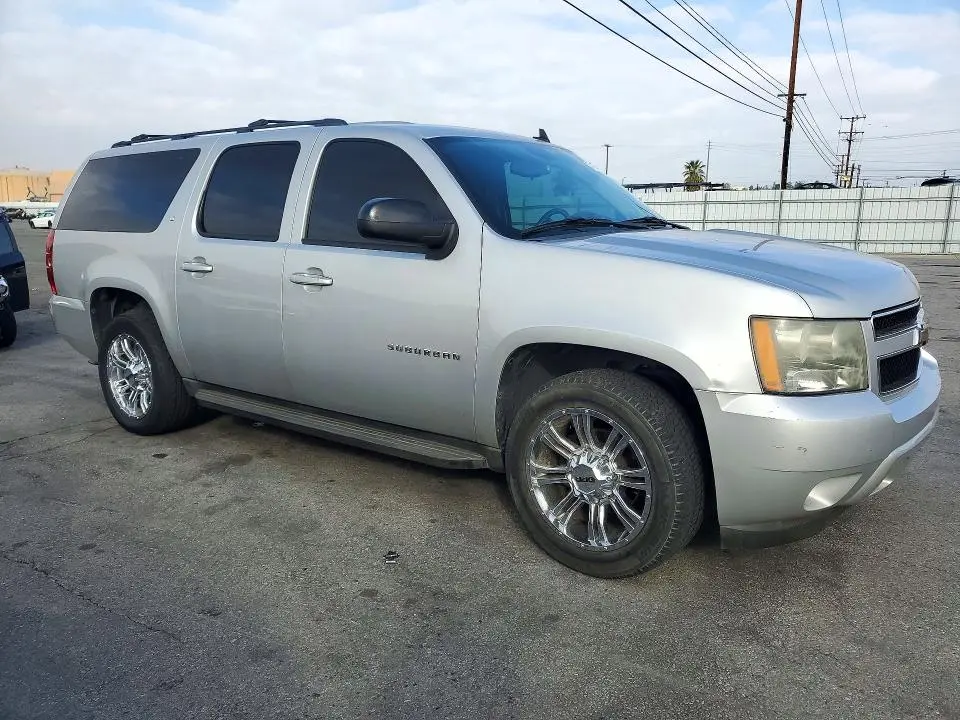 2010 CHEVROLET SUBURBAN C1500 LT  
