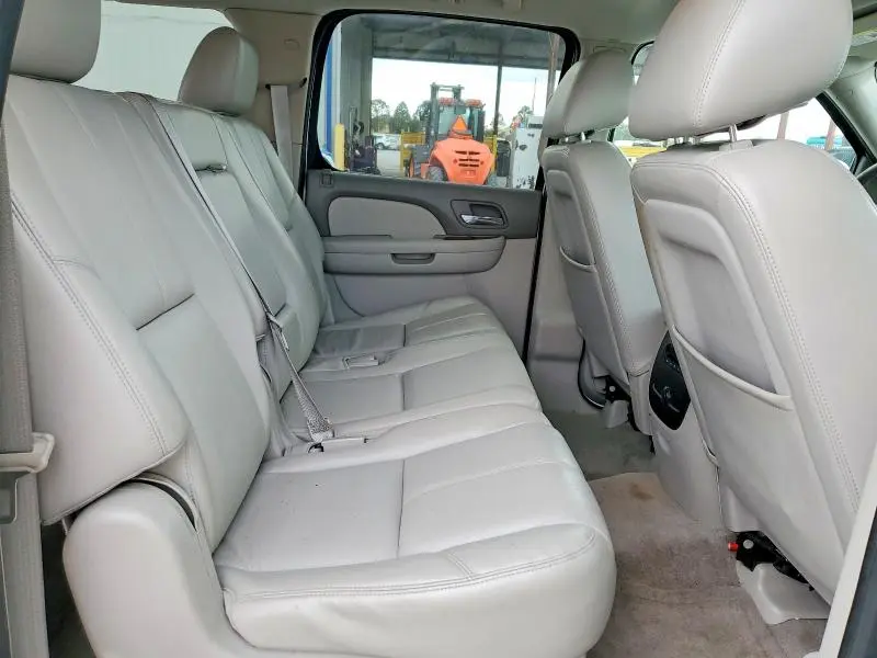 2012 CHEVROLET SUBURBAN C1500 LT  