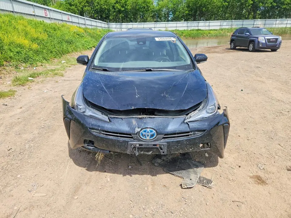 2021 TOYOTA PRIUS LE  