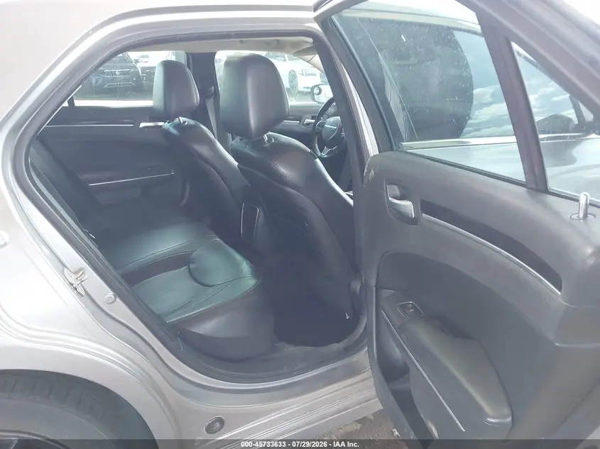 2015 CHRYSLER 300 LIMITED
