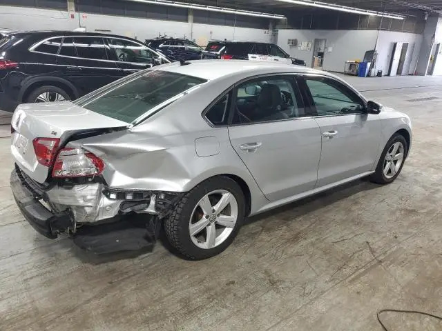 2013 VOLKSWAGEN PASSAT SE