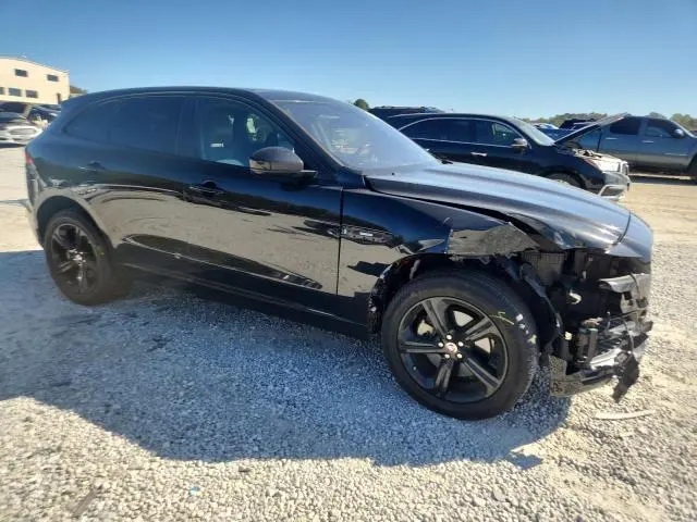 2017 JAGUAR F-PACE R - SPORT  