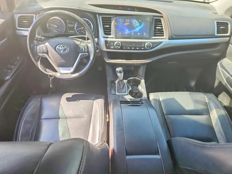 2018 TOYOTA HIGHLANDER XLE  