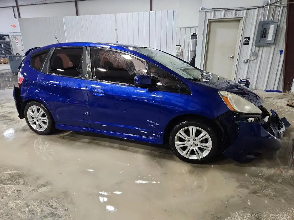 2011 HONDA FIT SPORT  