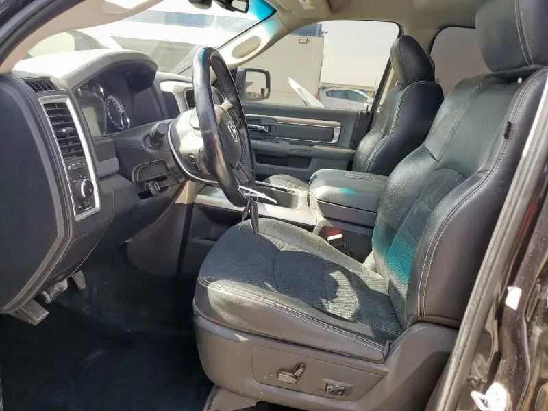 2018 RAM 1500 SLT  