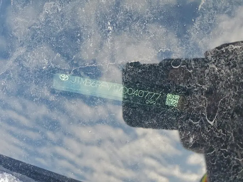 2021 TOYOTA RAV4 XLE PREMIUM  