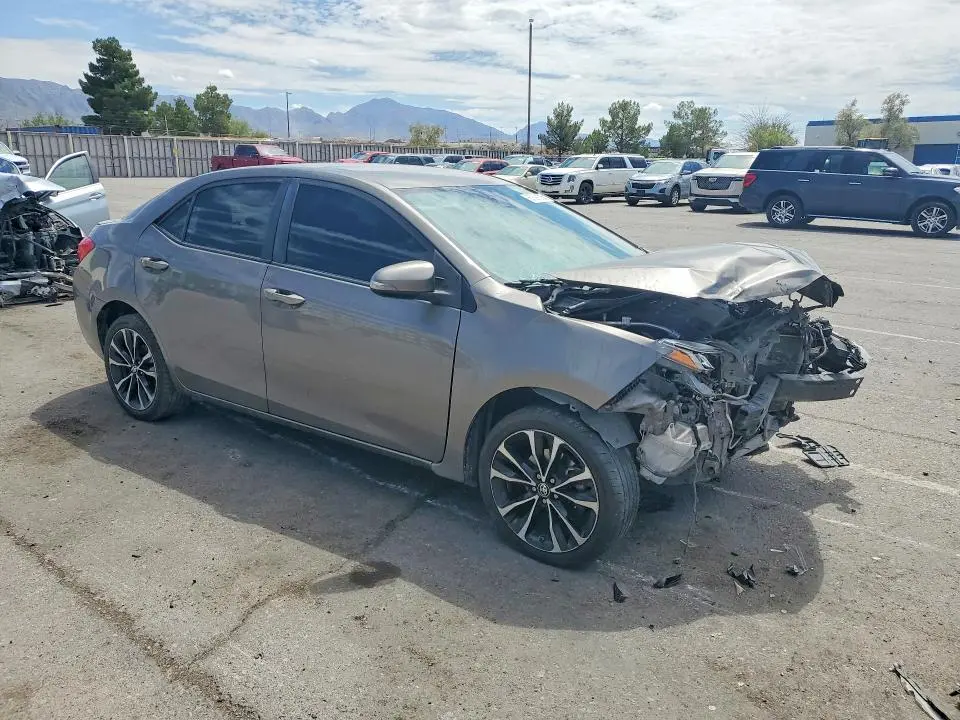 2019 TOYOTA COROLLA SE  