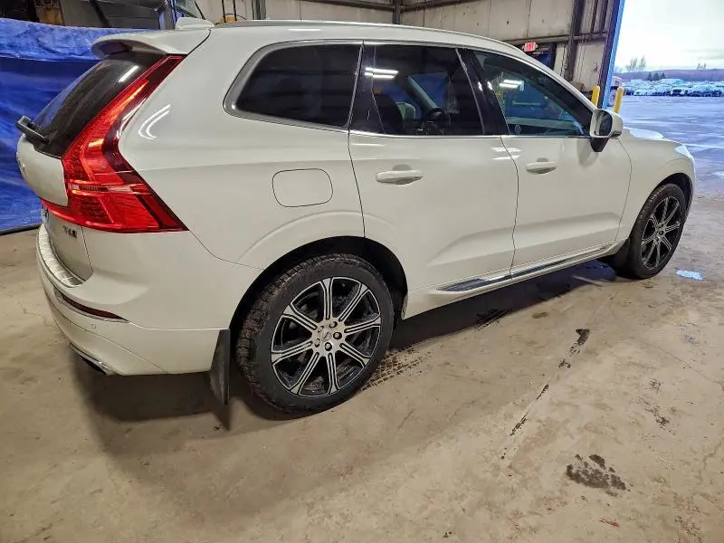 2021 VOLVO XC60 T6 INSCRIPTION  