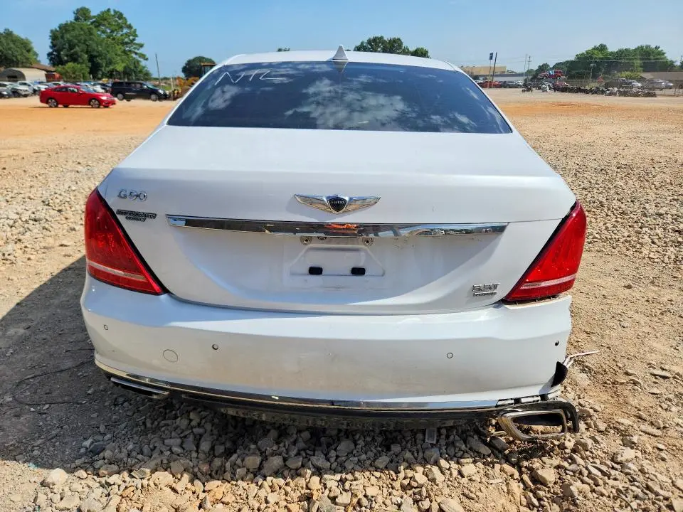 2018 GENESIS G90 PREMIUM  