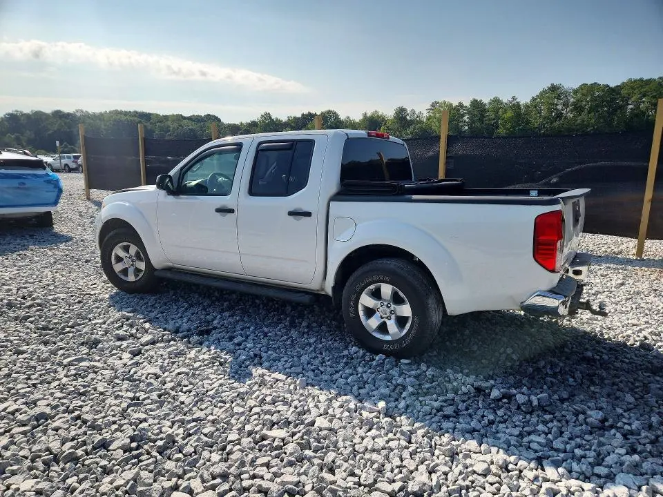 2013 NISSAN FRONTIER S  