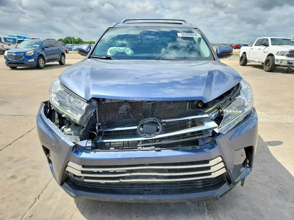 2019 TOYOTA HIGHLANDER LIMITED PLATINUM  