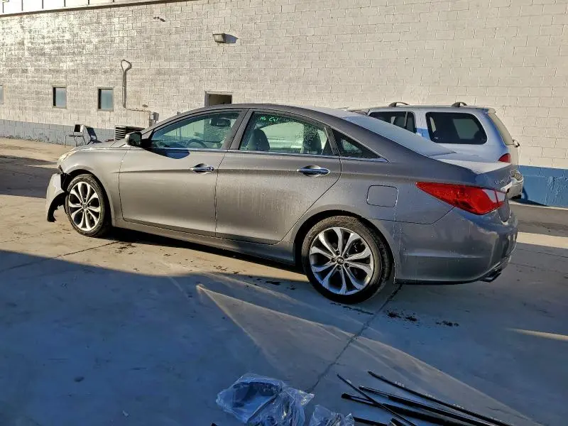 2013 HYUNDAI SONATA SE  