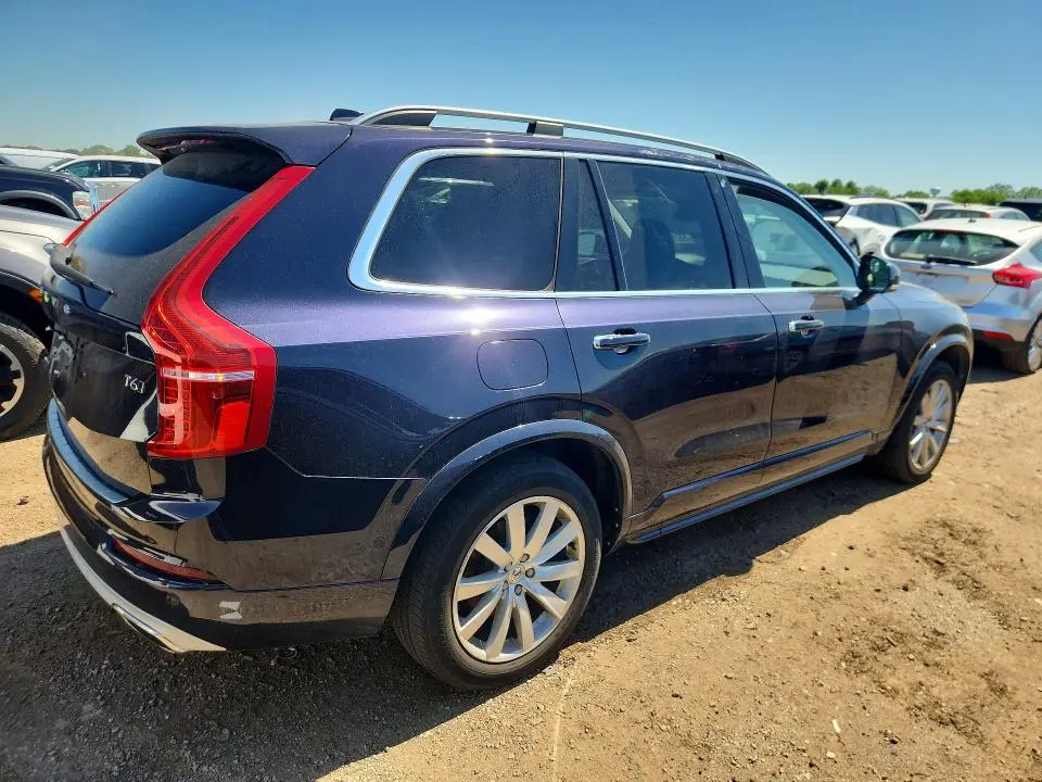 2016 VOLVO XC90 T6  