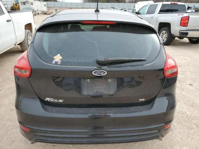 2016 FORD FOCUS SE  