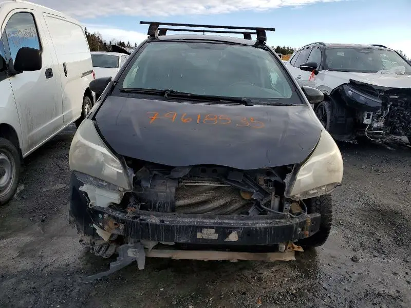 2015 TOYOTA YARIS 5-DOOR L  