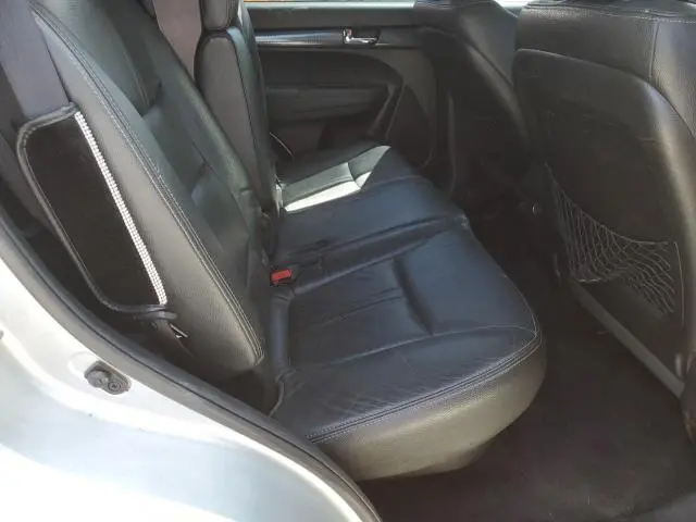 2011 KIA SORENTO SX  