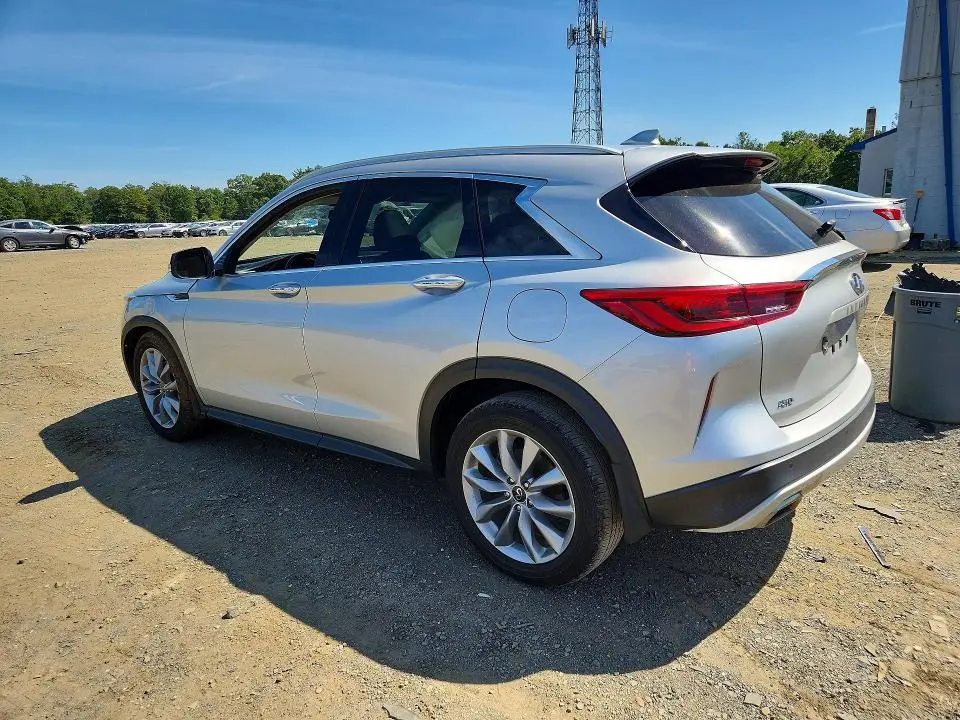 2021 INFINITI QX50 LUXE  