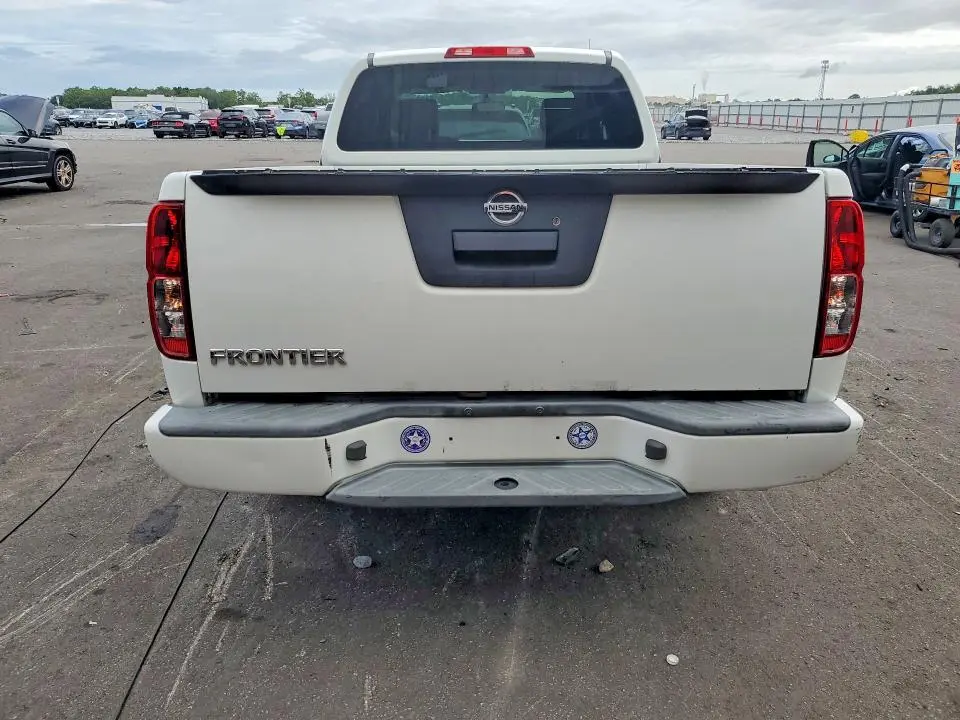 2019 NISSAN FRONTIER S  