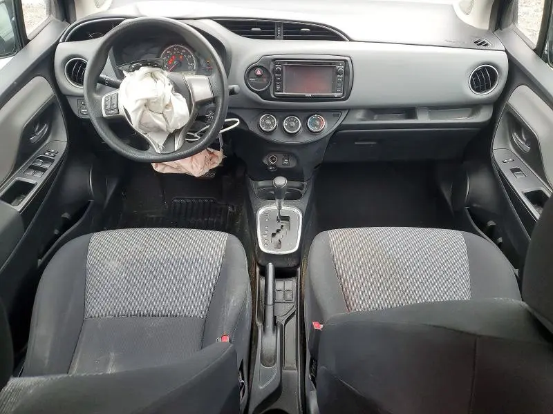 2015 TOYOTA YARIS 5-DOOR LE  
