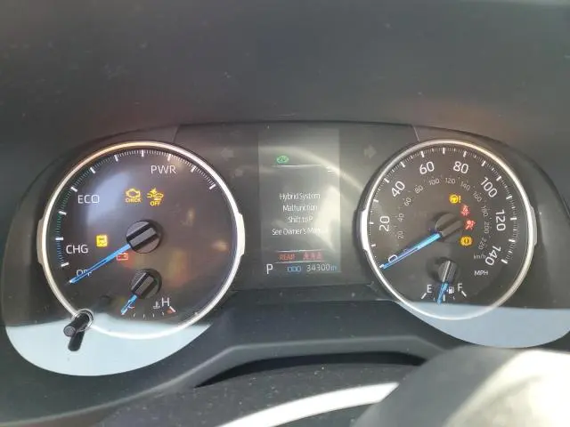2021 TOYOTA RAV4 XLE  