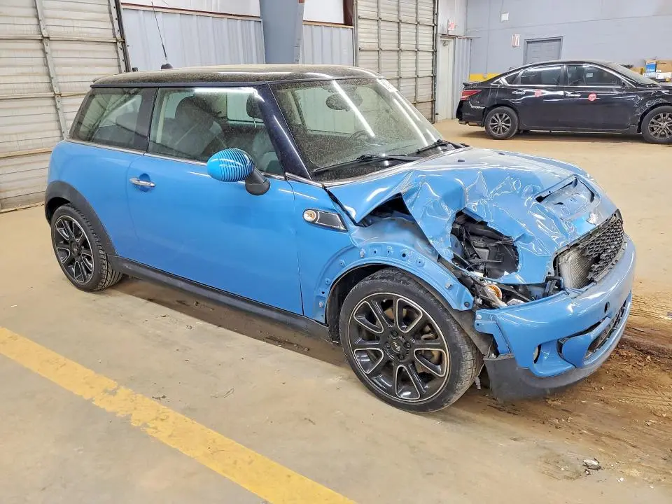 2012 MINI COOPER S  
