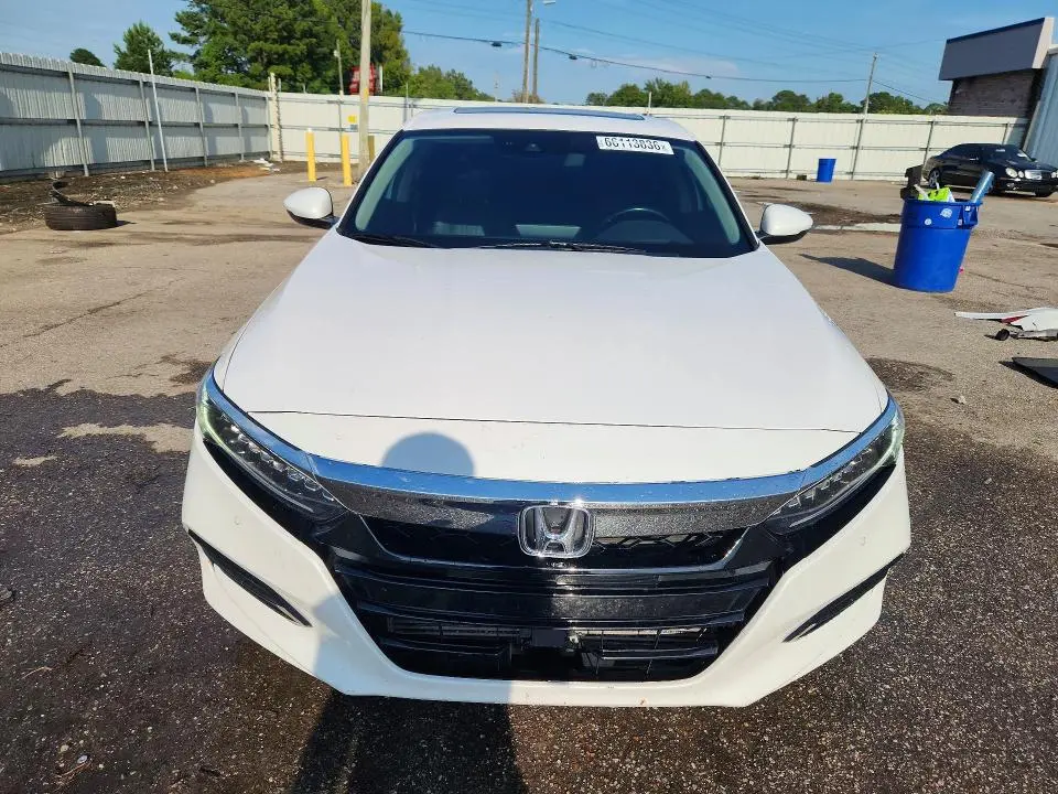 2020 HONDA ACCORD TOURING  