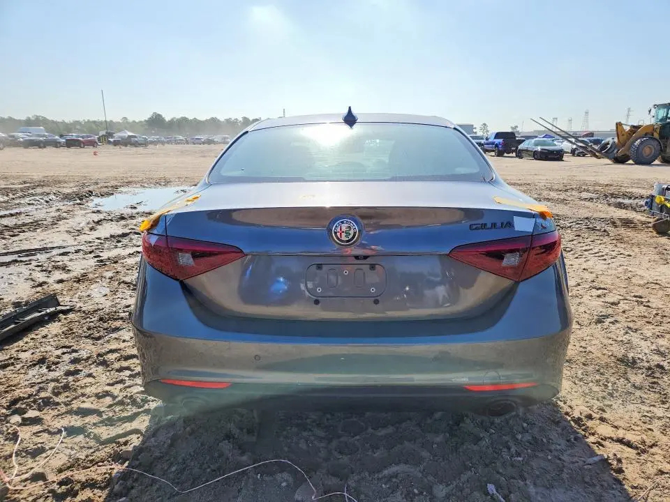 2020 ALFA ROMEO GIULIA   