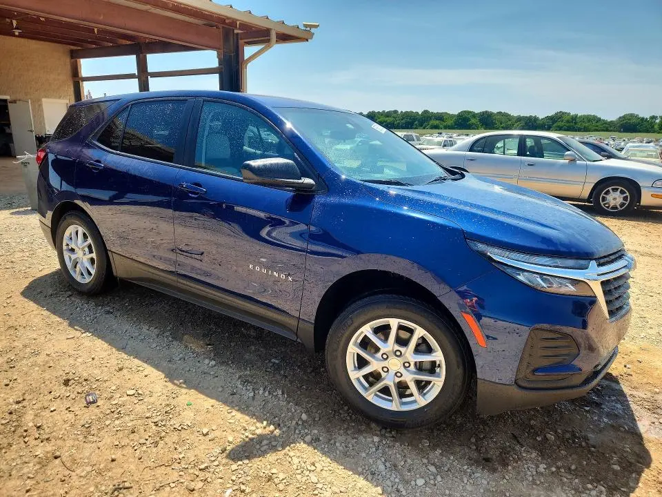 2023 CHEVROLET EQUINOX LS  