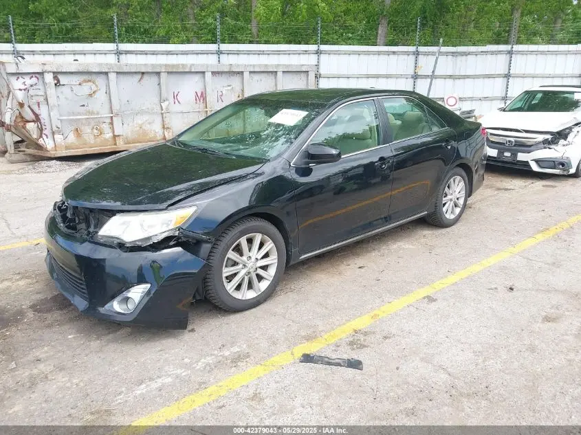 2012 TOYOTA CAMRY XLE