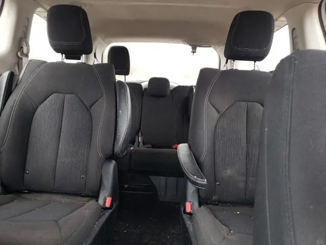 2021 CHRYSLER VOYAGER LX  