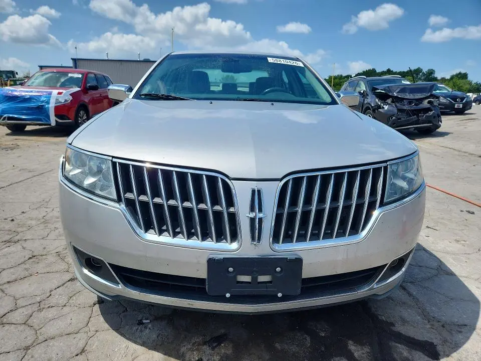 2010 LINCOLN MKZ   