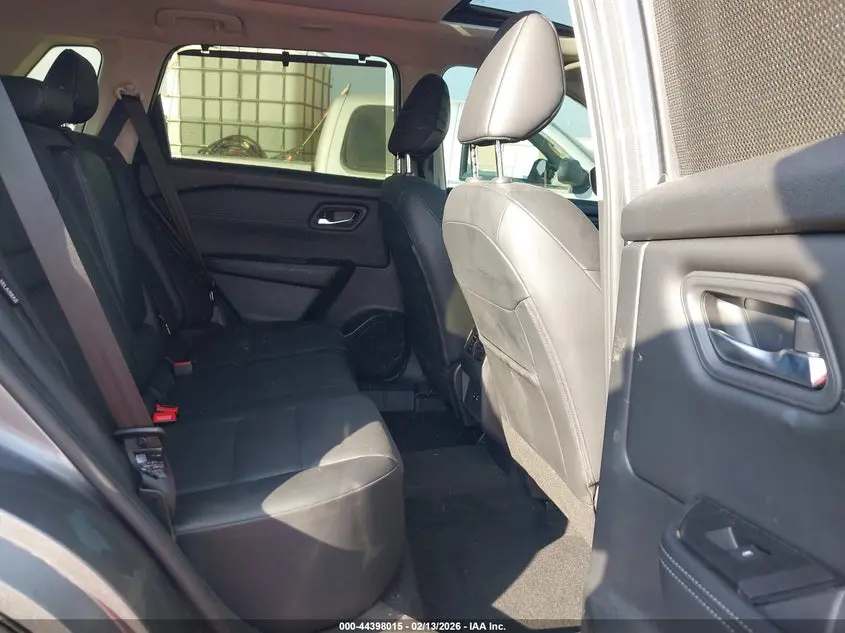 2024 NISSAN ROGUE SV FWD