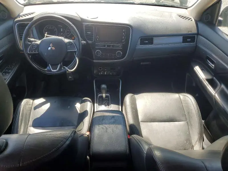 2019 MITSUBISHI OUTLANDER SE  