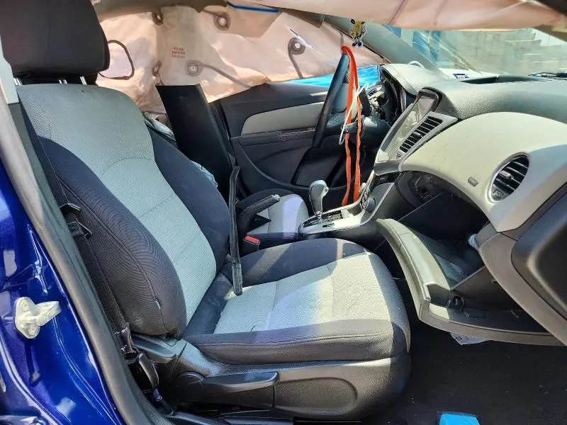 2013 CHEVROLET CRUZE LS  