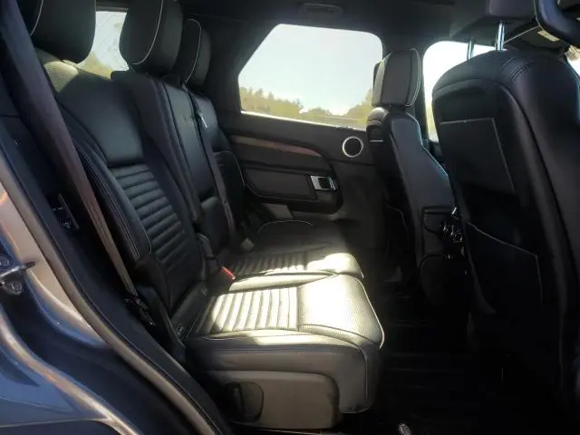 2019 LAND ROVER DISCOVERY HSE LUXURY  