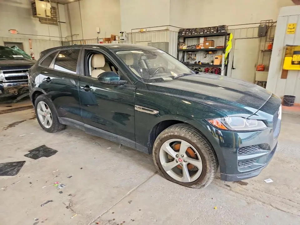 2018 JAGUAR F-PACE PREMIUM  
