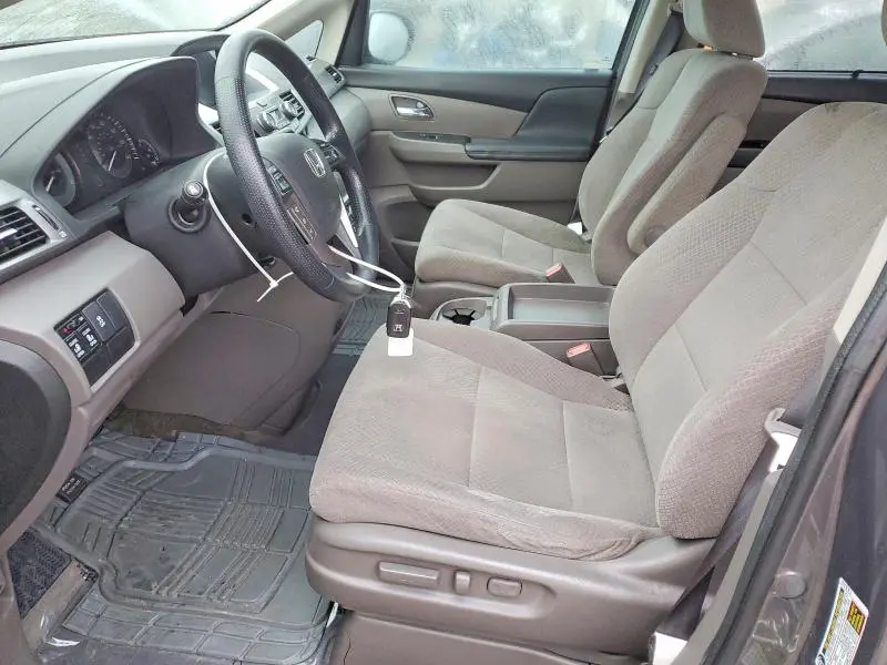 2016 HONDA ODYSSEY SE  