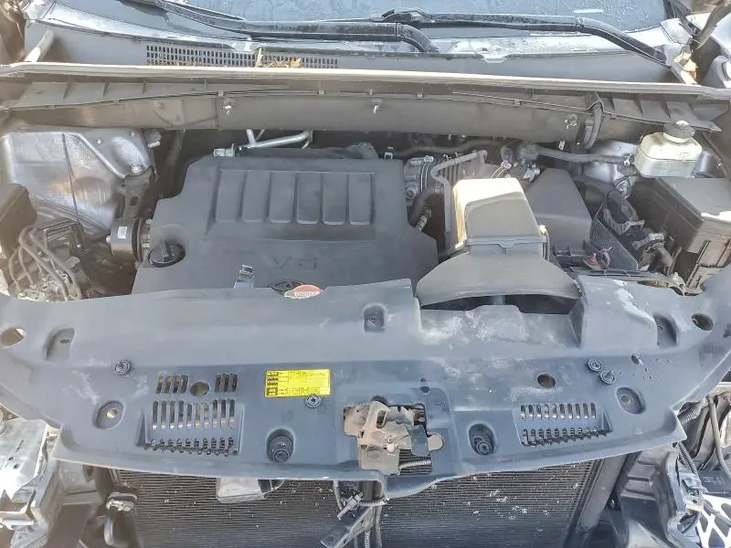 2016 TOYOTA HIGHLANDER LE  