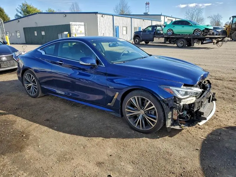 2018 INFINITI Q60 LUXE 300  
