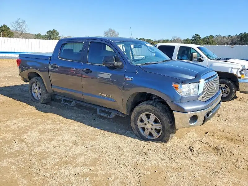 2010 TOYOTA TUNDRA CREWMAX SR5  