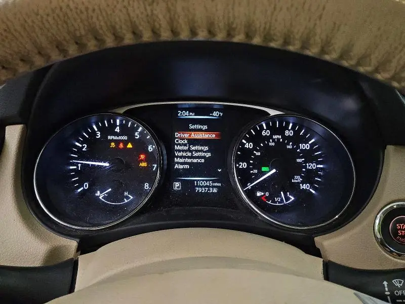 2015 NISSAN ROGUE SL  