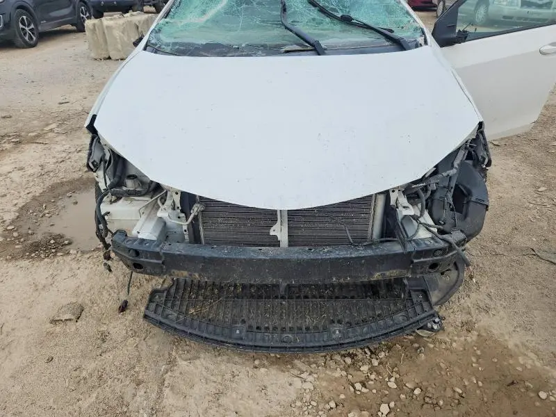 2015 TOYOTA COROLLA LE PREMIUM  