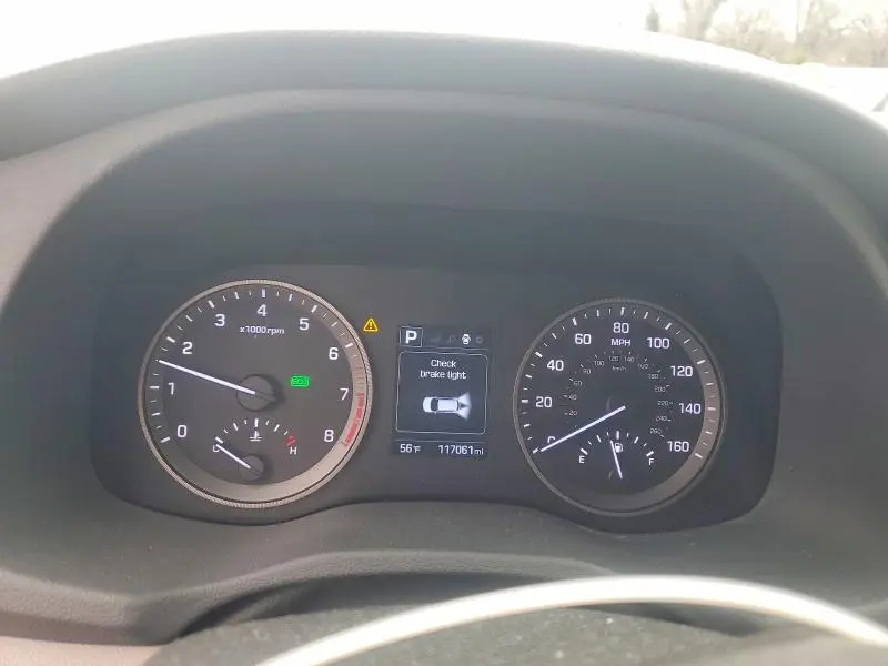 2017 HYUNDAI TUCSON SE  