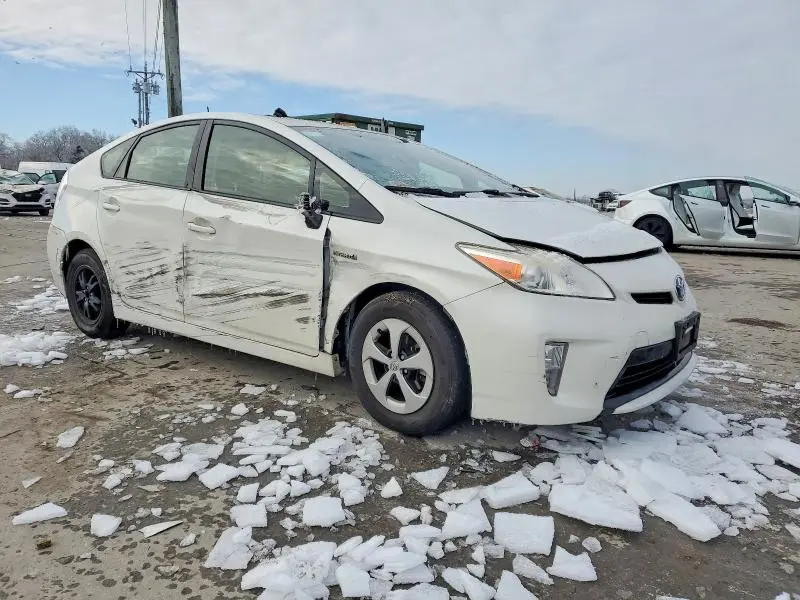 2015 TOYOTA PRIUS   
