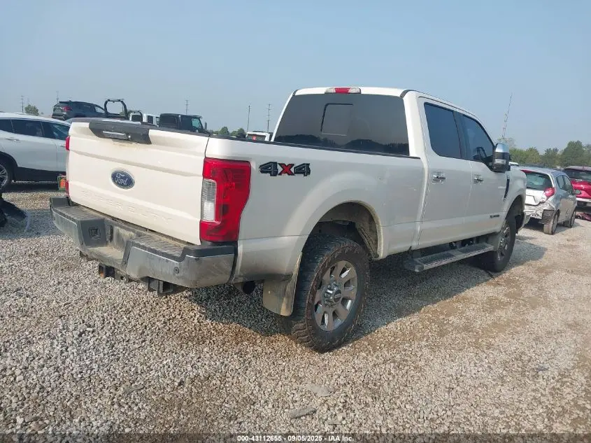 2017 FORD F-250 LARIAT