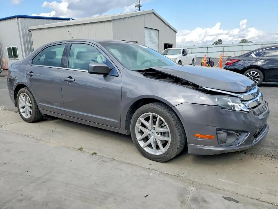 2011 FORD FUSION SE  