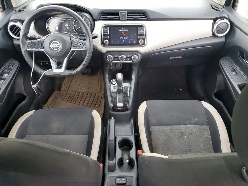 2021 NISSAN VERSA SV  