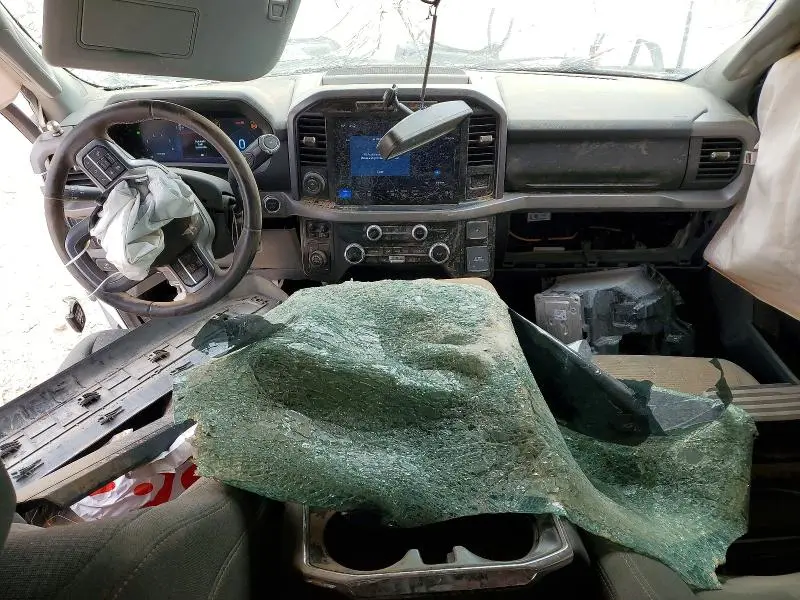 2024 FORD F150 XLT  