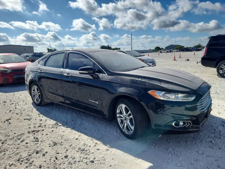 2016 FORD FUSION TITANIUM HEV  